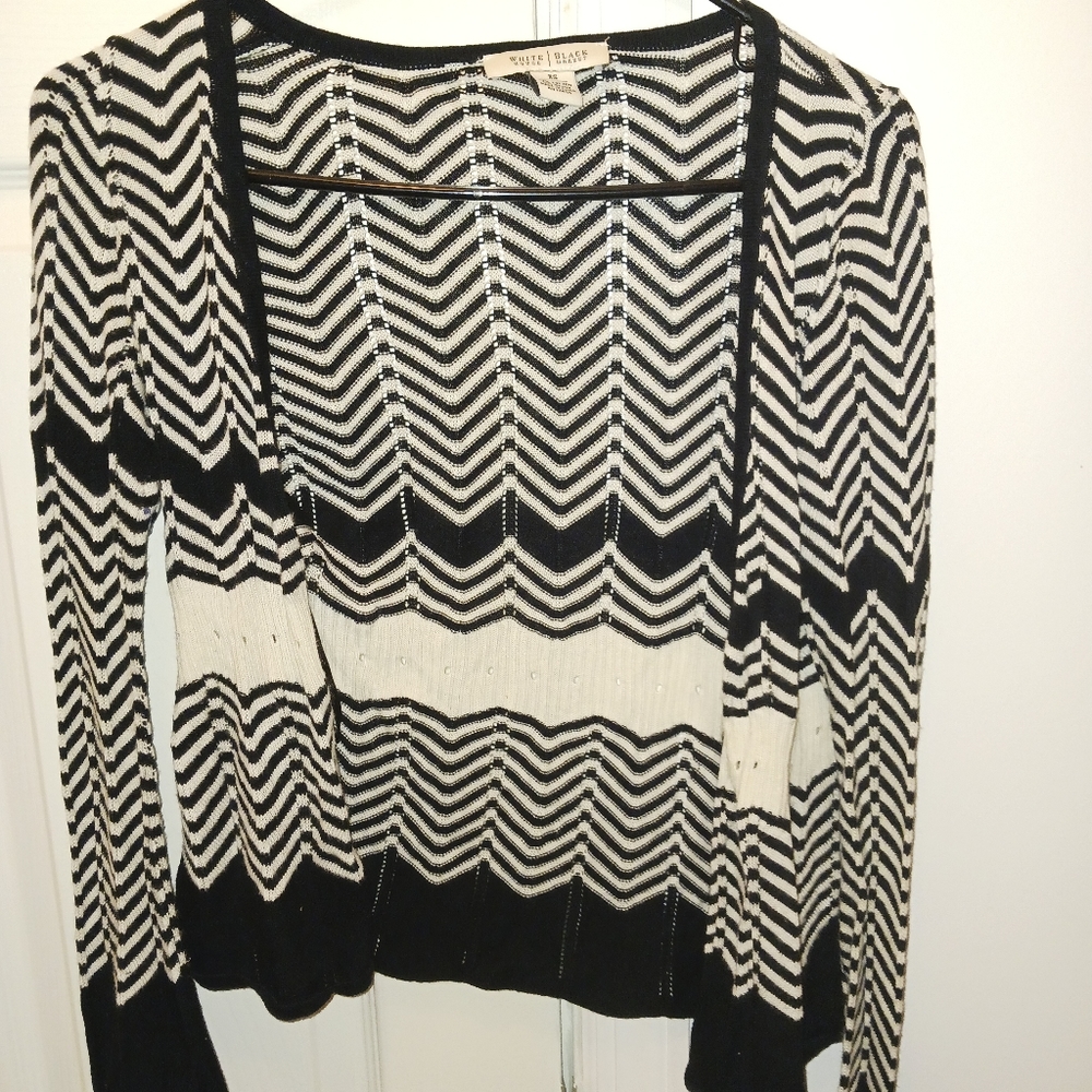 Sweater - Picture 2 of 8